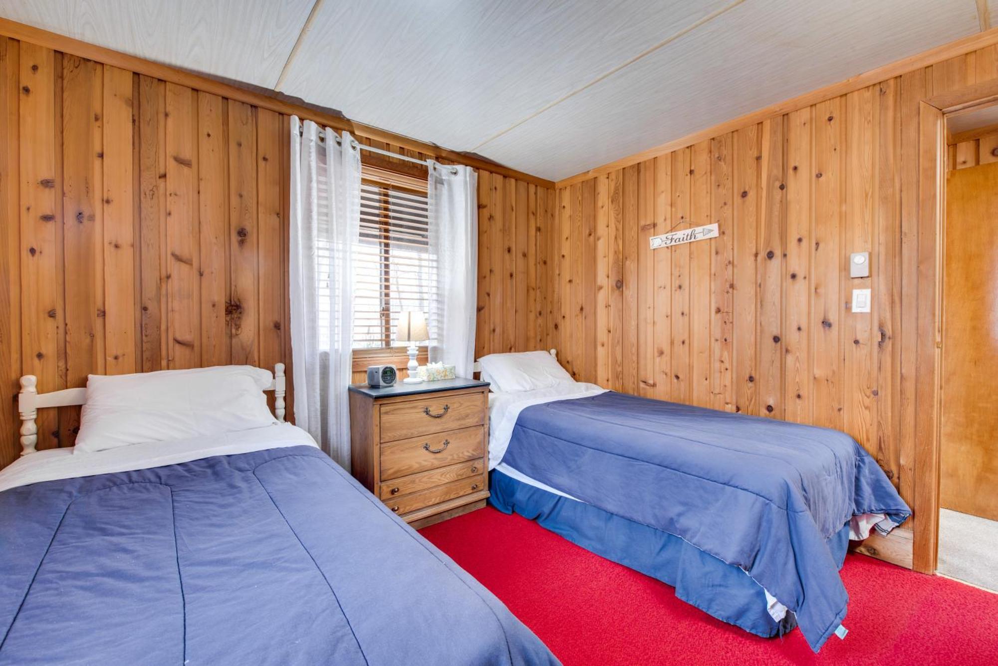 Gouldsboro Cabin With Fire Pit And Community Perks! Zewnętrze zdjęcie