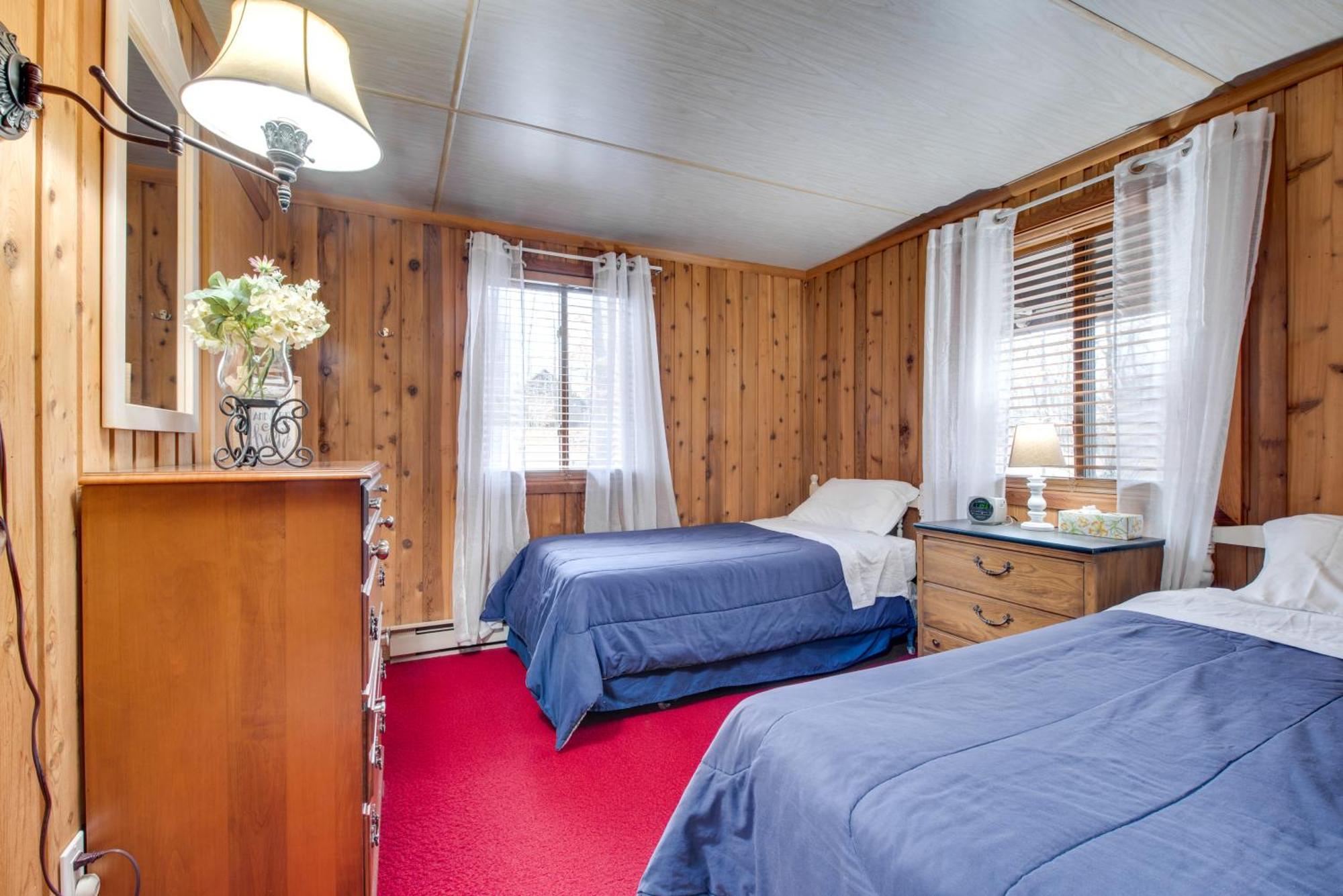 Gouldsboro Cabin With Fire Pit And Community Perks! Zewnętrze zdjęcie