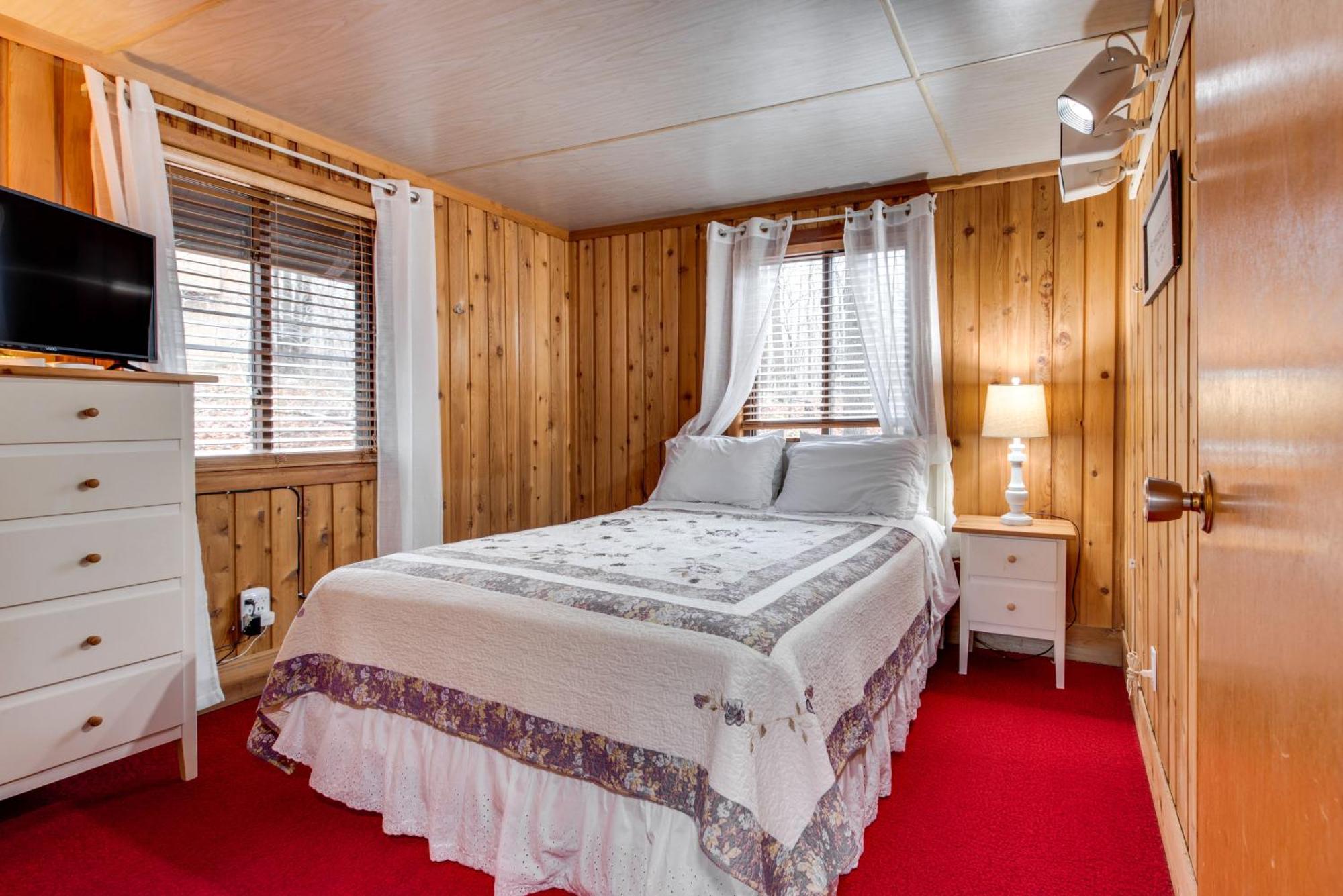 Gouldsboro Cabin With Fire Pit And Community Perks! Zewnętrze zdjęcie